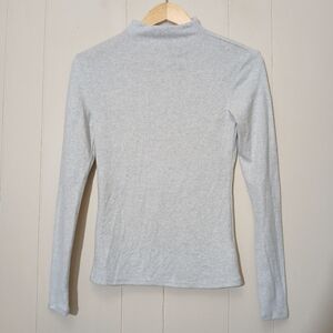 Express Mock-Neck Soft Sweater Top Light Gray Long Sleeves Winter Layering